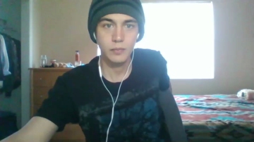 Th3r3v3nant  13-09-2021 video Flash feet